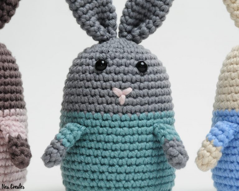 Emma the Easter Bunny: Free Amigurumi Pattern - Nea Creates